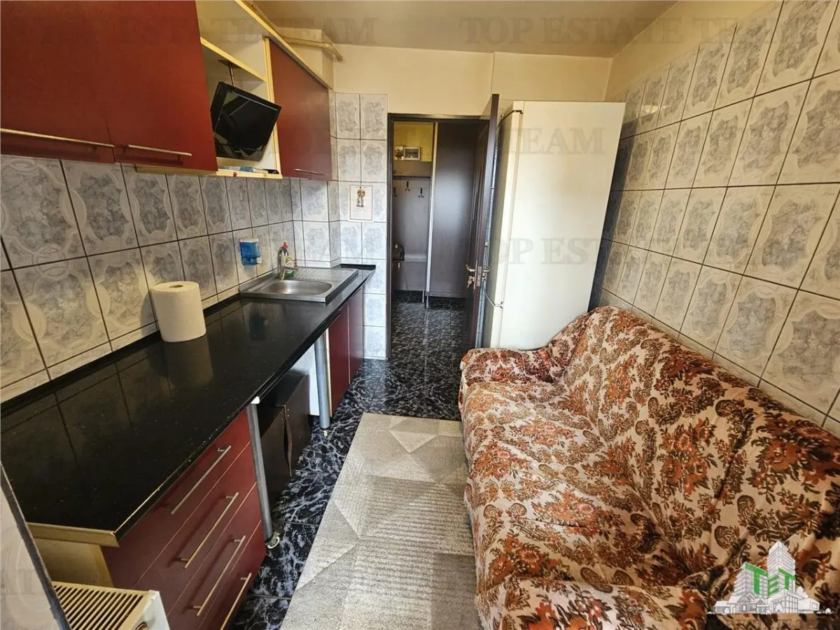 Apartament 2 camere etaj 4/4 curat si luminos - Poarta 6, Constanta - foto 10