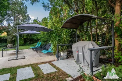 Vila premium cu 7 camere, piscina privata si terasa de 90 mp, situata in Otopeni - foto 24