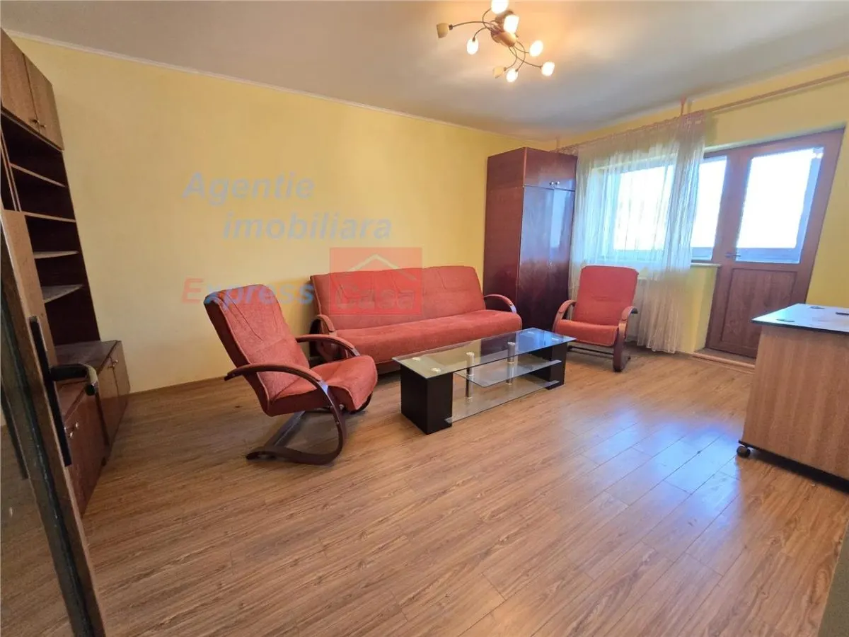 Apartament 2 camere decomandat, zona Gara, Strapungere Silvestru (etaj intermediar) - foto 1