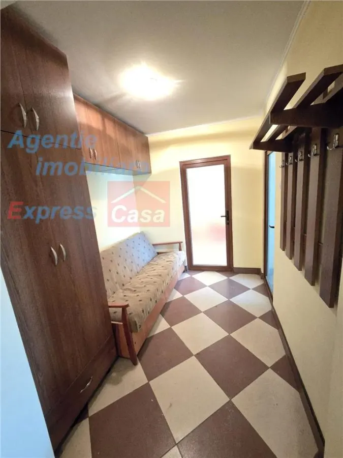 Apartament 2 camere decomandat, zona Gara, Strapungere Silvestru (etaj intermediar) - foto 6