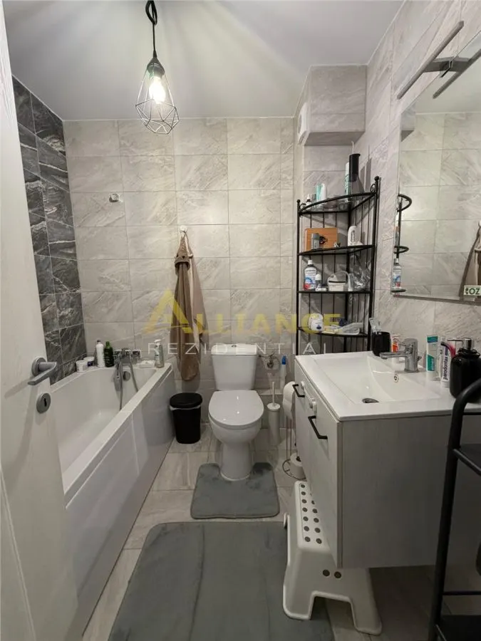 APARTAMENT 3 CAMERE -101 MP - foto 16