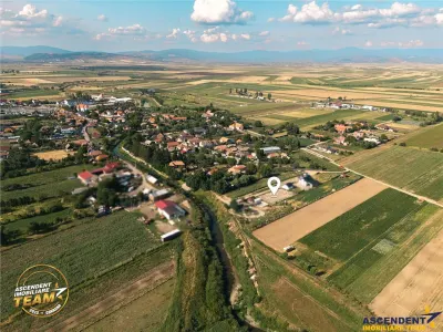Teren intravilan, aliniament apreciabil, 741mp, Targu Secuiesc, Covasna - Targu Secuiesc