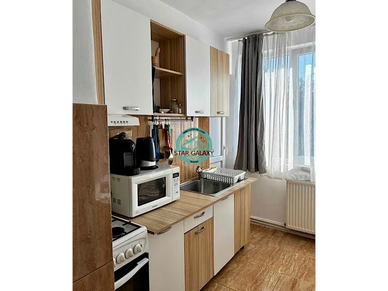 Apartament cu 2 camere de vanzare, mobilat si utilat in Cornisa - foto 4