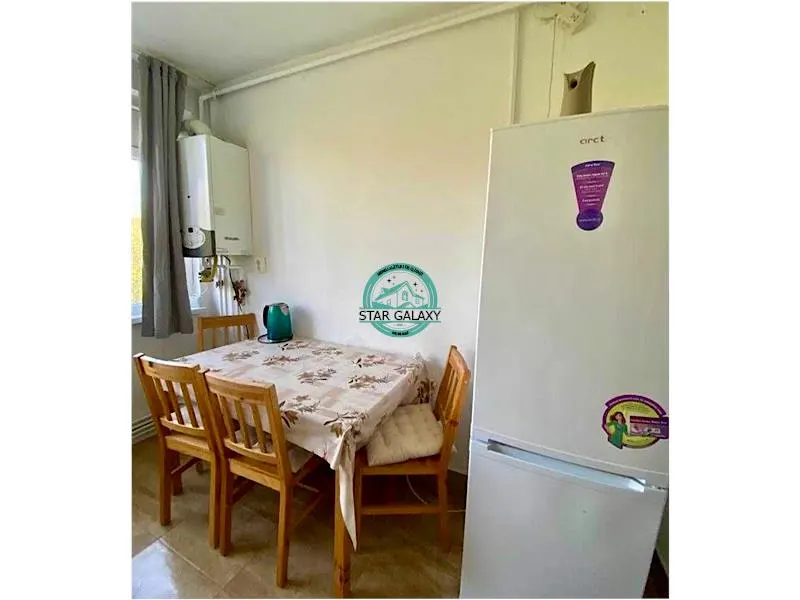 Apartament cu 2 camere de vanzare, mobilat si utilat in Cornisa - foto 5