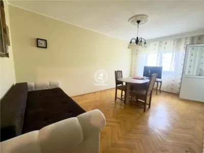 Apartament 3 camere, intermediar, Toma-Cozma - Iasi