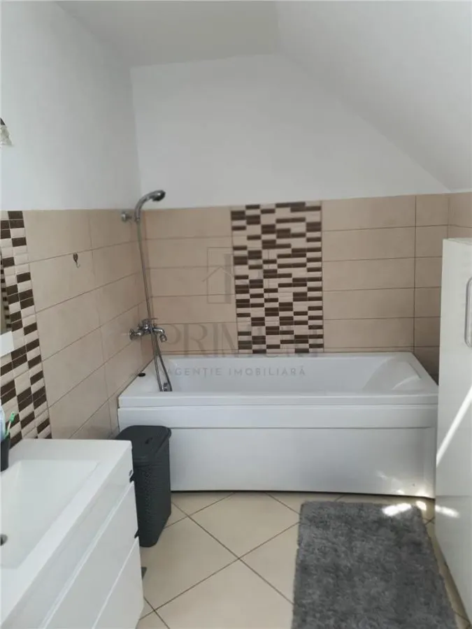 FREIDORF, CASA 4 CAMERE P+1E+POD, 2 BAI, DRESSING, CONSTRUCTII ANEXE - foto 11