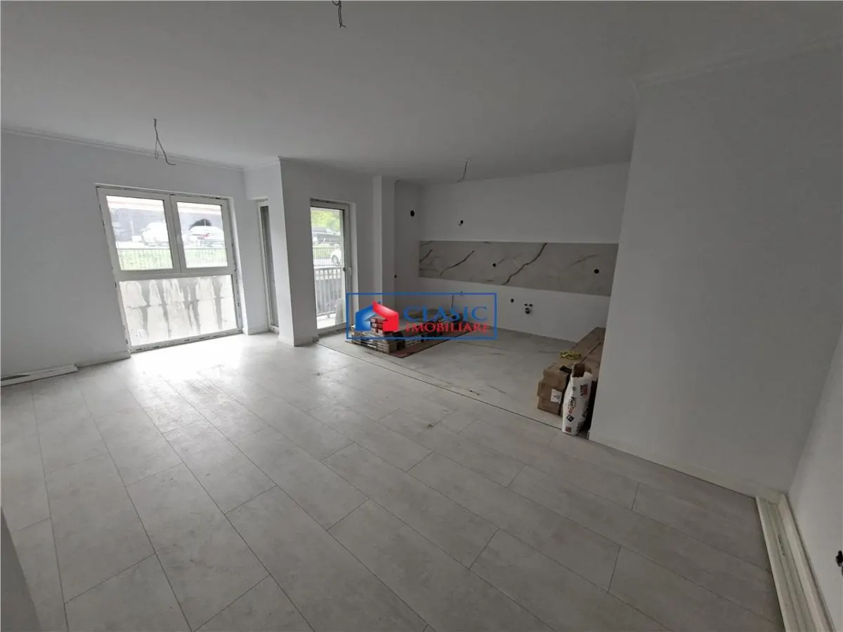 Vanzare apartament 4 camere de LUX bloc nou zona VIVO Floresti - foto 1