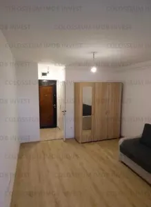 Garsoniera semidecomandata - zona Tractorul - Brasov