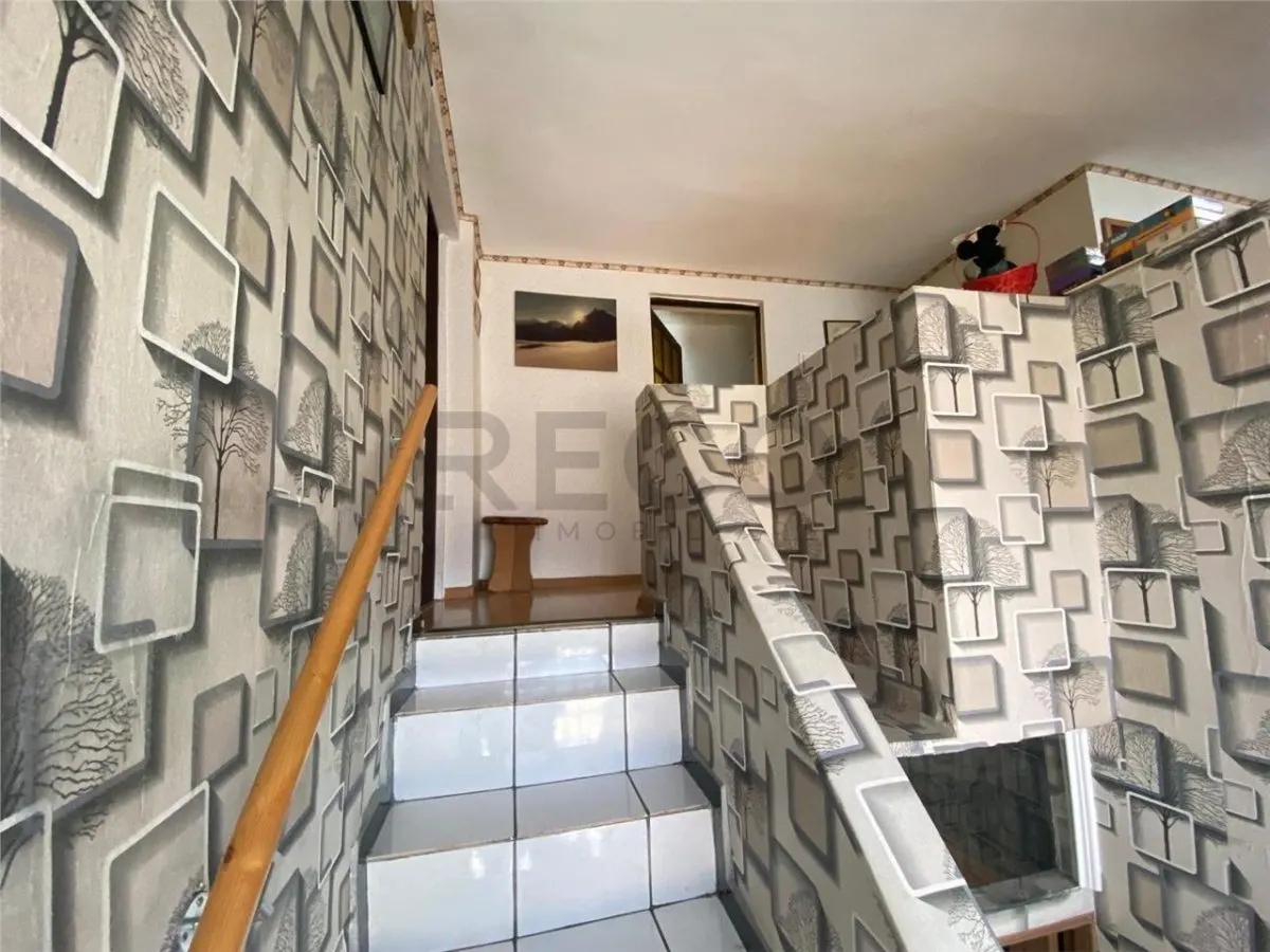 RECO Casa 3 camere, zona Est, Marghita, cu  spatiu comercial - foto 4
