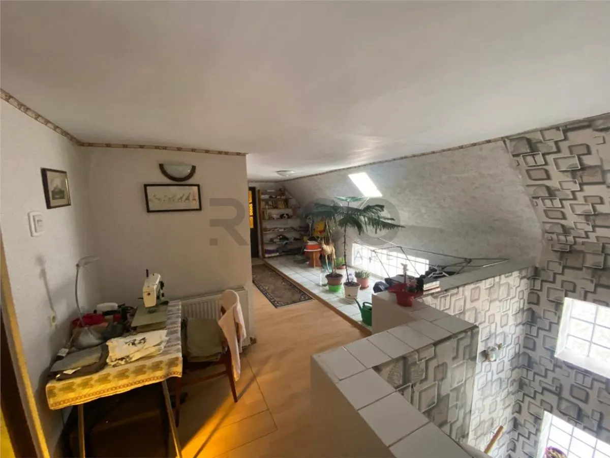 RECO Casa 3 camere, zona Est, Marghita, cu  spatiu comercial - foto 5
