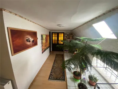 RECO Casa 3 camere, zona Est, Marghita, cu  spatiu comercial - foto 6