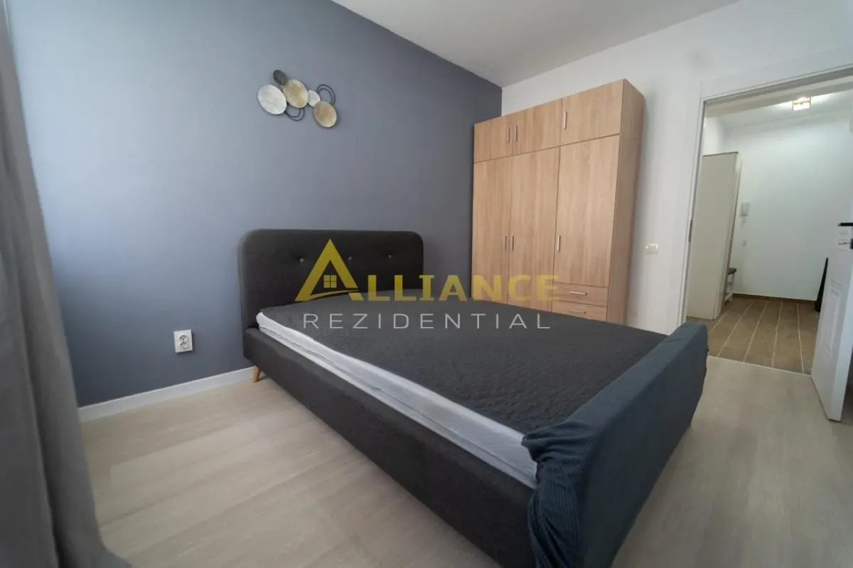 Apartament cu 200 mp TEREN - Mobilat si utilat -Metrou Berceni - foto 5
