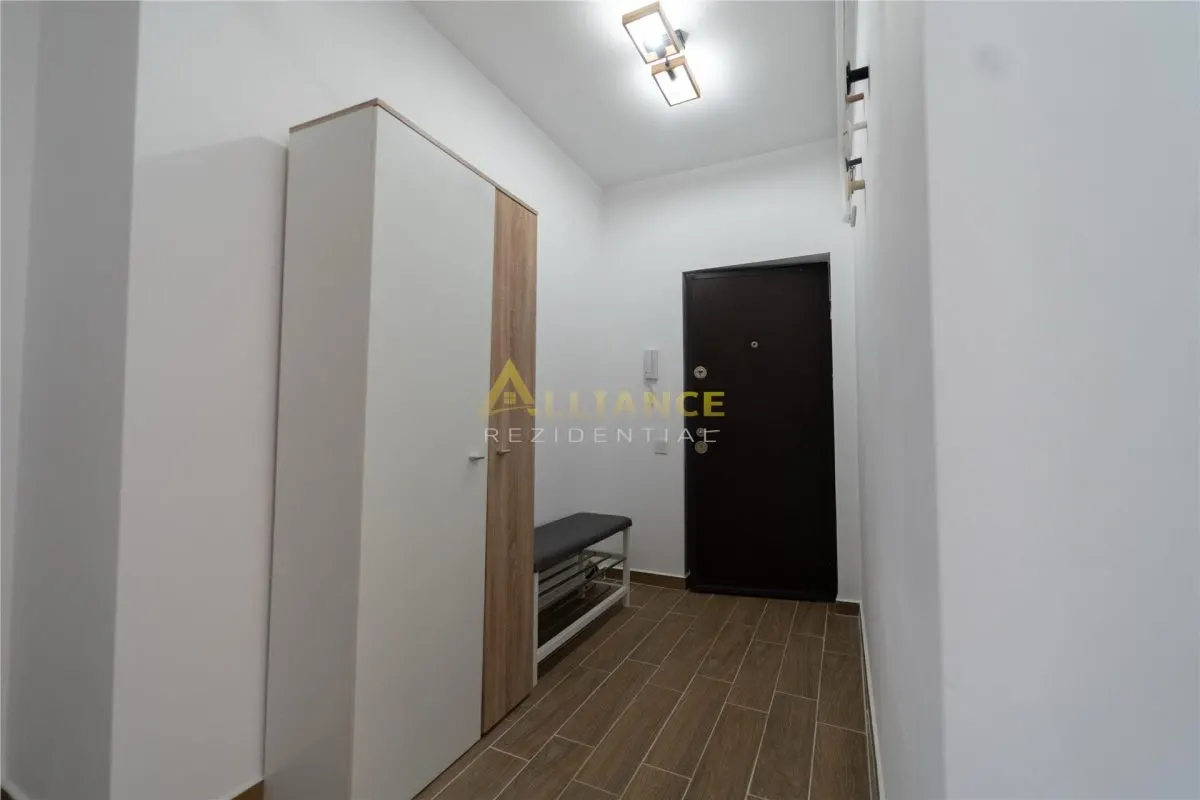 Apartament cu 200 mp TEREN - Mobilat si utilat -Metrou Berceni - foto 7