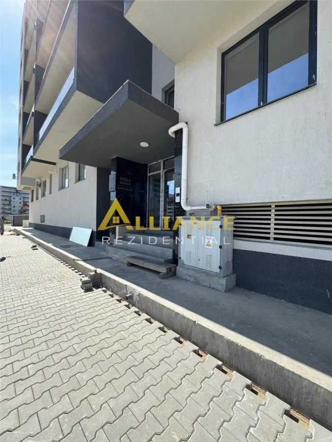 Vand apartament cu 2 camere tip studio I Metrou I 83000 ! - foto 1