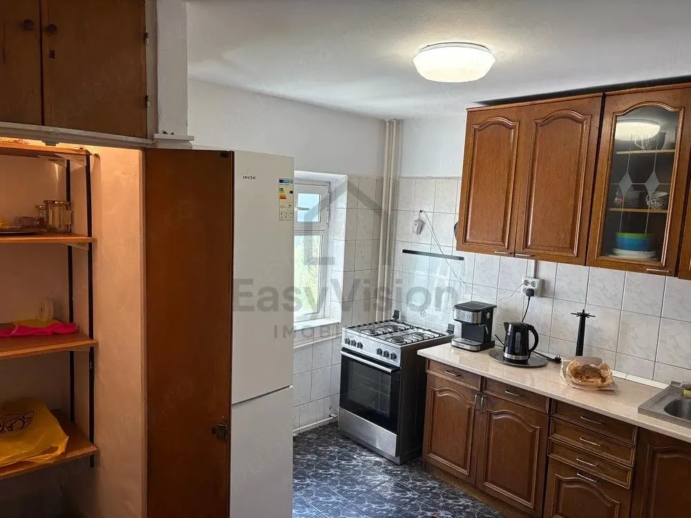 Apartament 4 camere de inchiriat | Biblioteca Nationala â€“ Sector 3 110 mp - foto 1