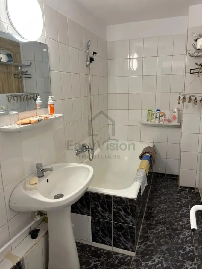 Apartament 4 camere de inchiriat | Biblioteca Nationala â€“ Sector 3 110 mp - foto 5