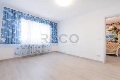 RECO Apartament 2 camere Marghita â€“ etaj 3/4, balcon, baie cu geam, bloc cu acoperis - foto 7
