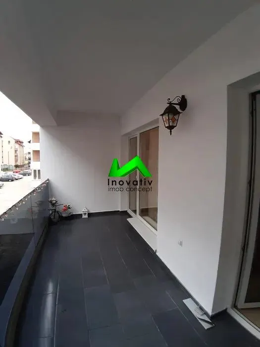 Apartament de inchiriat 3 camere Sibiu Piata Cluj - foto 8
