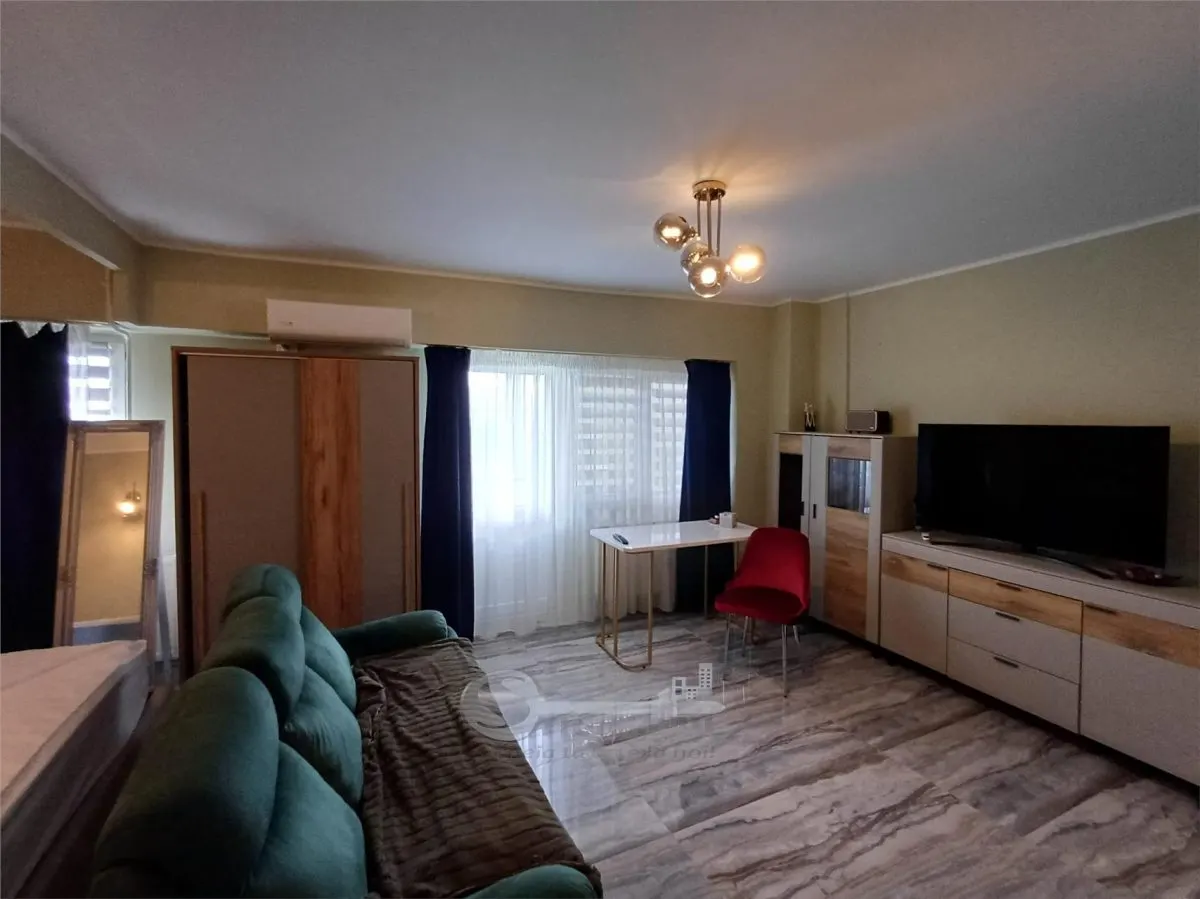 Apartament 1 cameră decomandat, 42 mp â€“ Gara, ideal investiție - foto 2