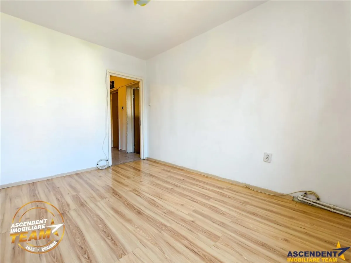 Decomandat pe 3 camere, locatie favorabila, Simeria, Sfantu Gheorghe - foto 13