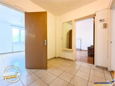 Decomandat pe 3 camere, locatie favorabila, Simeria, Sfantu Gheorghe - foto 5