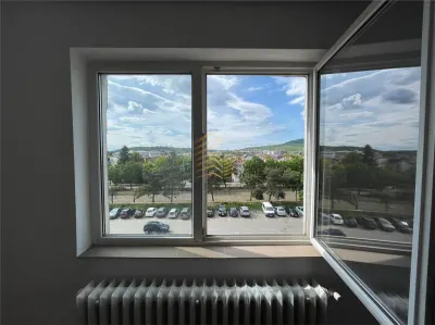 APARTAMENT CU 2 CAMERE|ZONA DECEBAL - foto 2