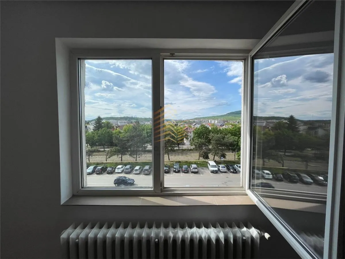APARTAMENT CU 2 CAMERE|ZONA DECEBAL - foto 2