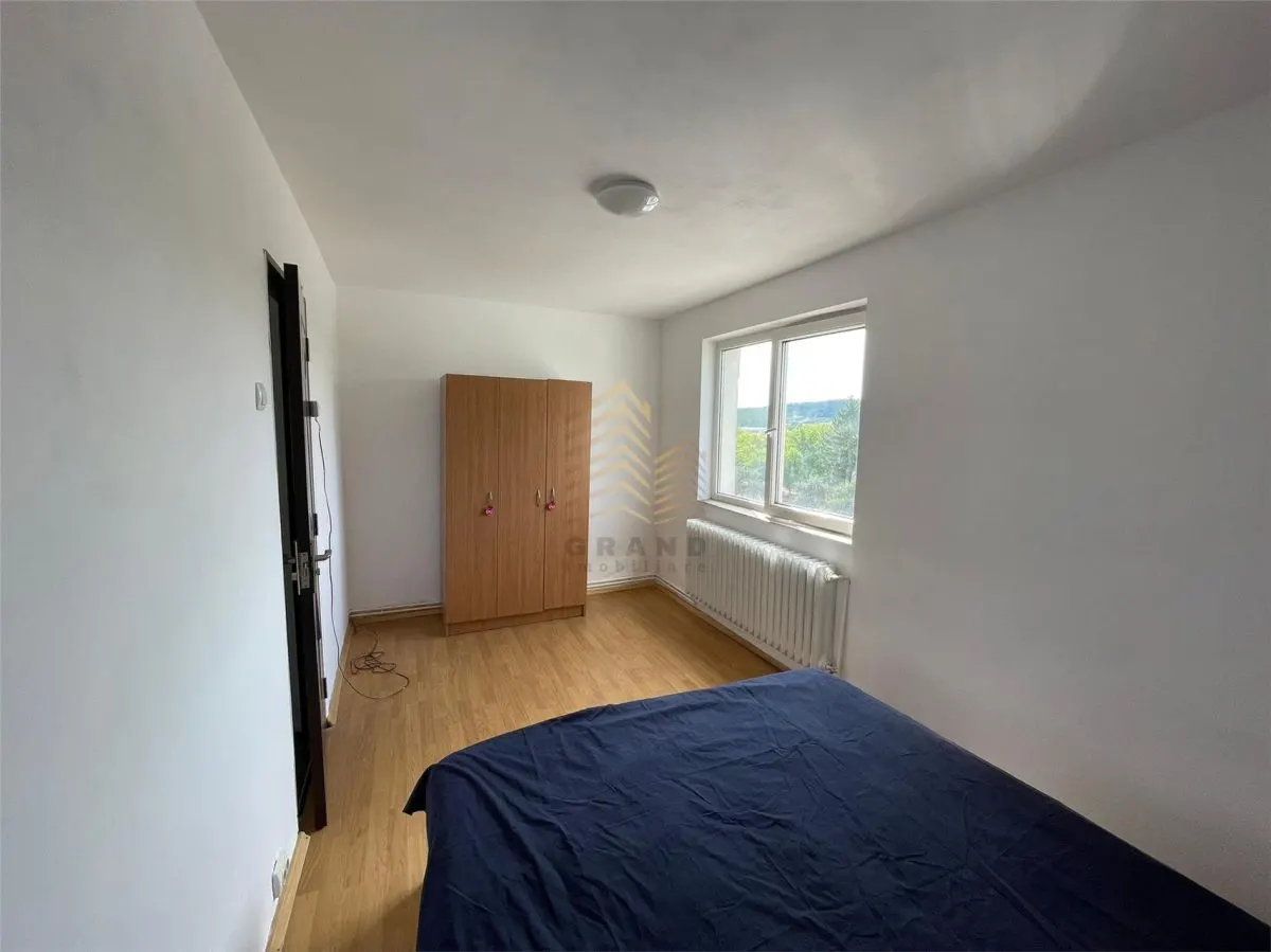 APARTAMENT CU 2 CAMERE|ZONA DECEBAL - foto 3