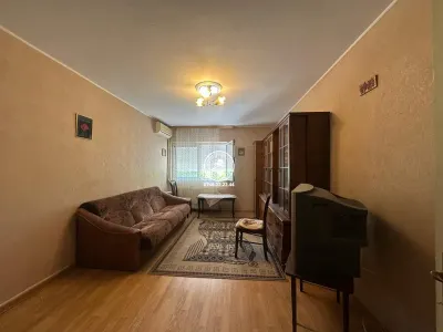 Apartament 3 camere de vanzare, Piata Unirii - Iasi