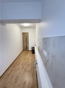 Garsonieră complet renovată de vânzare- 10 minute metrou Păcii - Bucuresti