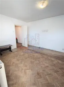 70mp - Apartament 3 camere in Podu Ros zona Cotnari - foto 12