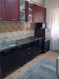 Apartament de vanzare 2 camere Racadau cu parcare si boxa NEGOCIABIL - Brasov