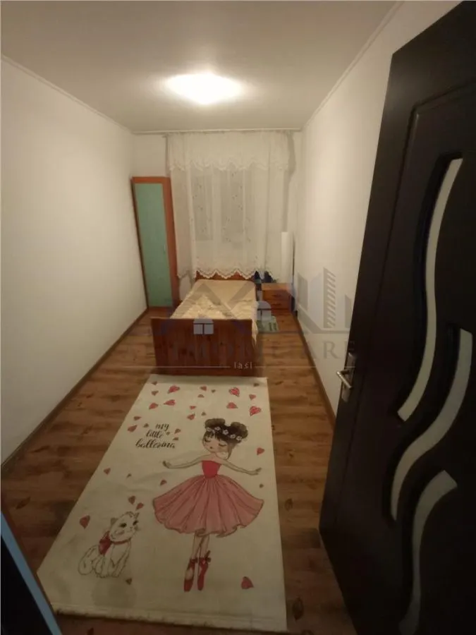 Inchiriere - Podu Ros - Apartament 4 camere - foto 7