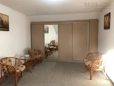 Casa individuala 5 Camere cu parcare doar pentru familii - foto 7