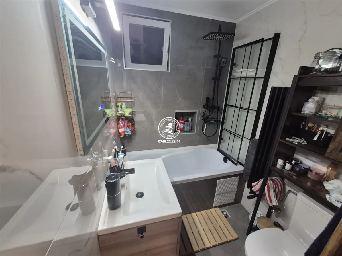 Vanzare apartament 4 camere ALEXANDRU cel BUN -IASI - foto 9