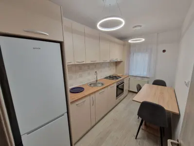 Apartament 2 camere decomandat racadau Parcul Trandafirilor - foto 3