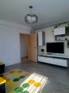 Apartament 3 camere mobilat-utilat, loc de parcare ,Tractorul -Grandis,179000 Euro - Brasov