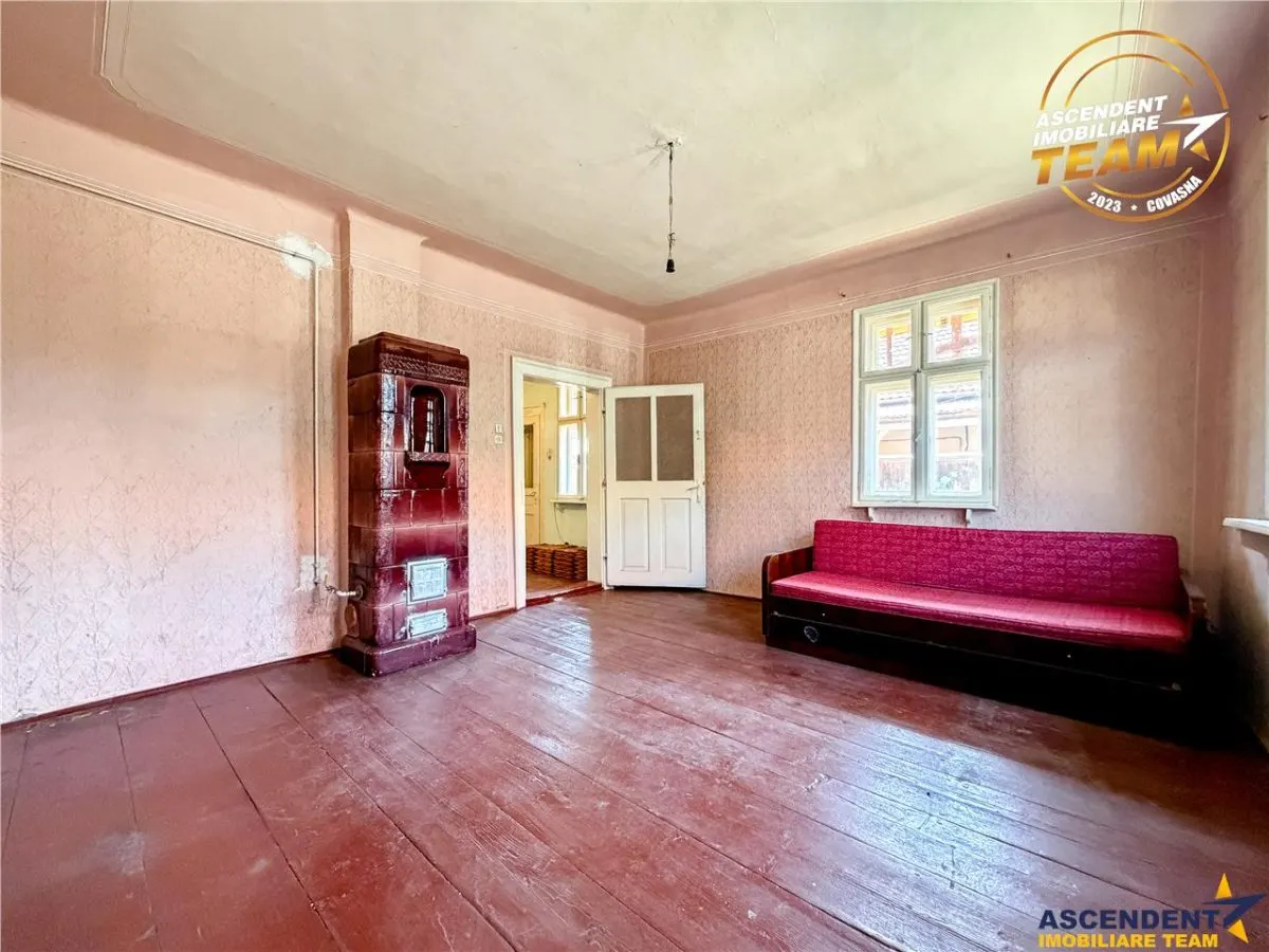Casa cu potential,  acces la/ din 2 strazi,  512 mp teren,  Sfantu Gheorghe - foto 11