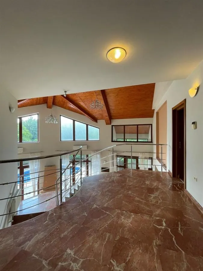 Vanzare Casa Vila cu piscina gradina 2500 mp Pipera - foto 17