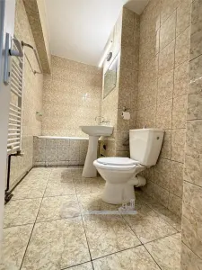 Apartament 3 camere, 75 mp, 2 băi, 2 balcoane, CT, 3 AC, boxă 9 mp și 2 locuri de parcare â€“ Nicolina - foto 11