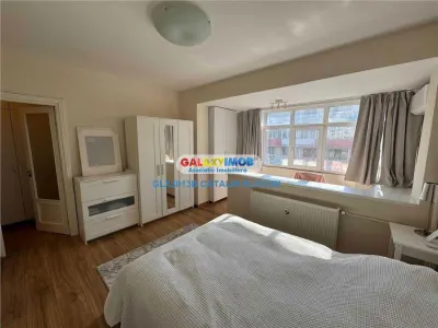 Ofer spre inchiriere apartament cu 2 camere 1 Mai - foto 5