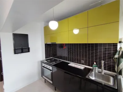 Garsoniera Decomandata Dristor Metrou - Bucuresti