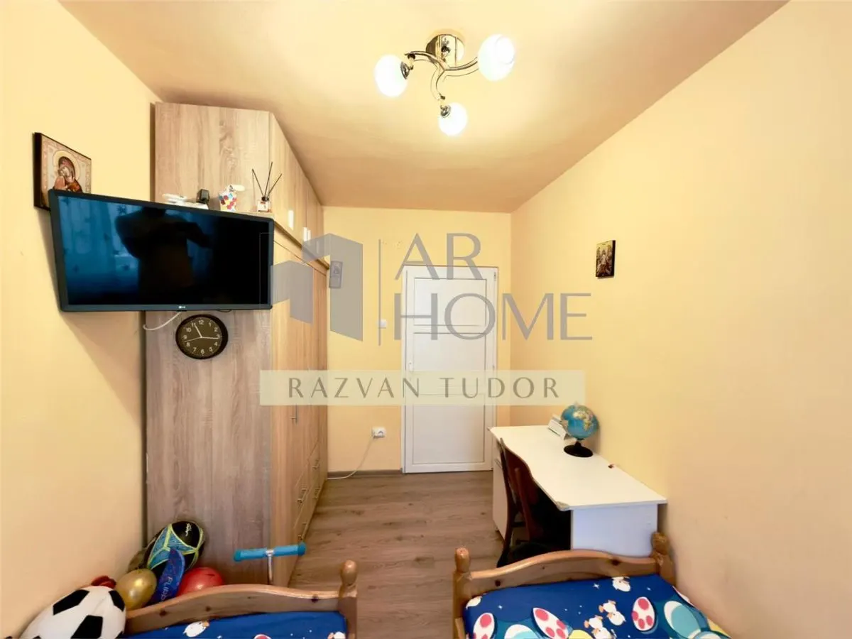 Apartament 3 camere , renovat , utilat , zona sud , Ploiesti - foto 14