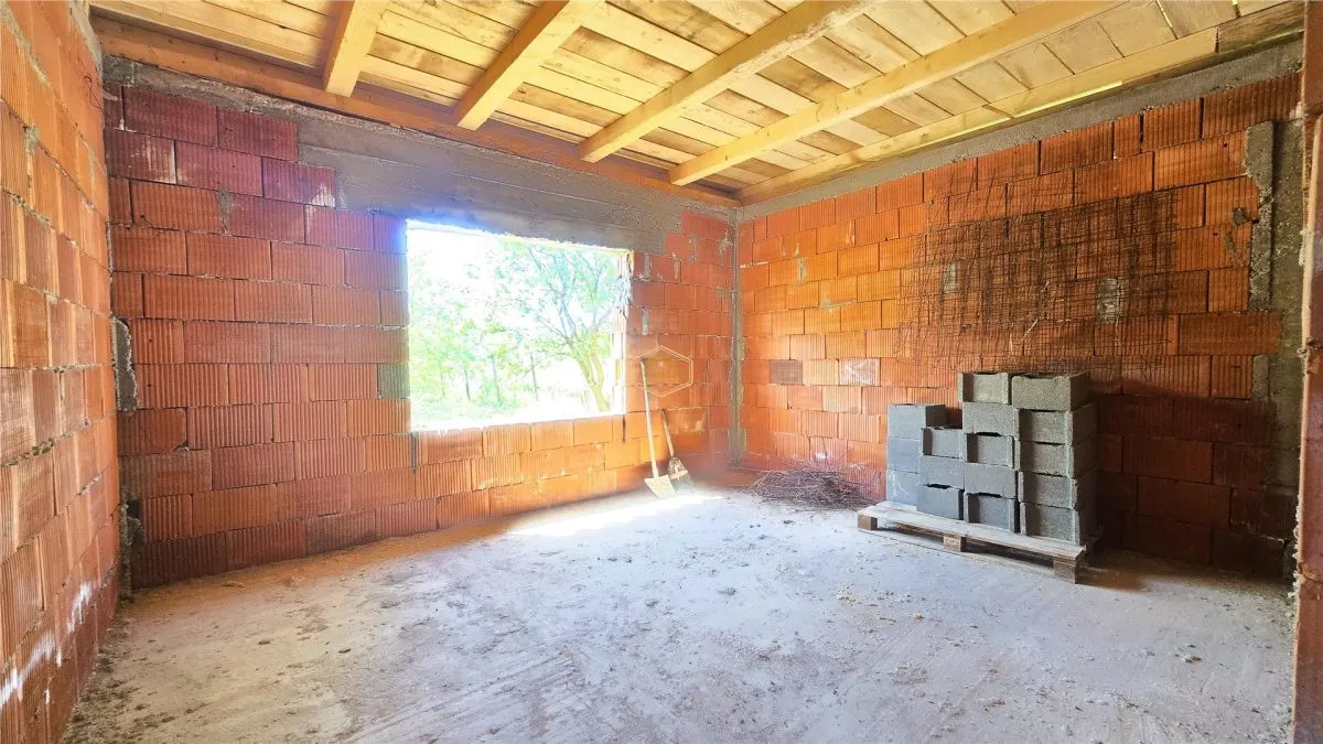 Casa Noua cu 4 camere - Teren imprejmuit 1.420 mÂ² | Viile Satu Mare - foto 8