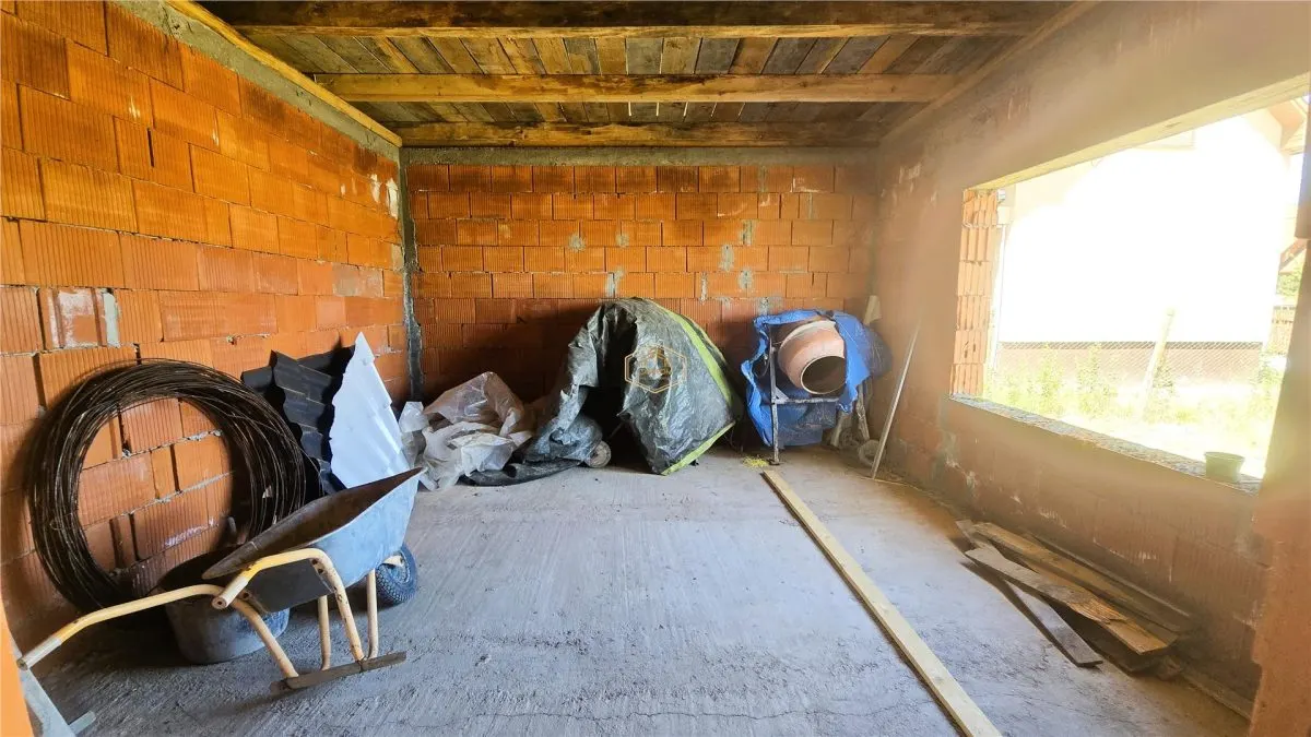 Casa Noua cu 4 camere - Teren imprejmuit 1.420 mÂ² | Viile Satu Mare - foto 10
