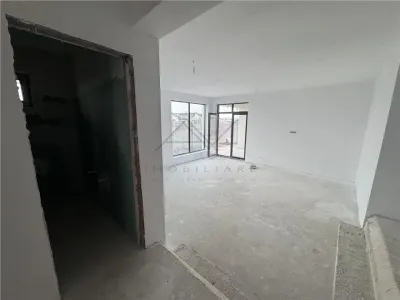 VILA DE VANZARE LA CHEIE TOATE UTILITATILE -CIOROGARLA DARVARI - foto 9