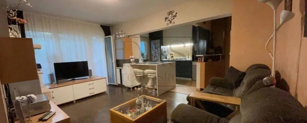 Apartament 3 camere | Teiul Doamnei | Vis-a-vis Sectia 7 Politie - foto 3