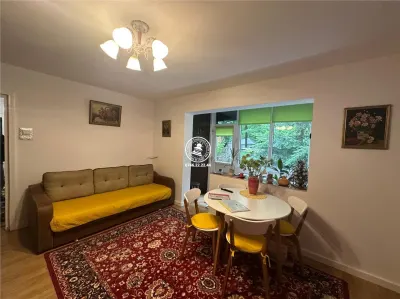 Apartament 3 camere de vanzare Podul de Piatra - foto 4
