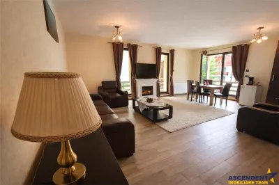 In ambientul statiunii Poiana Brasov,etaj1, 2bai,terasa la 360 grade,parcare asigurata - foto 10