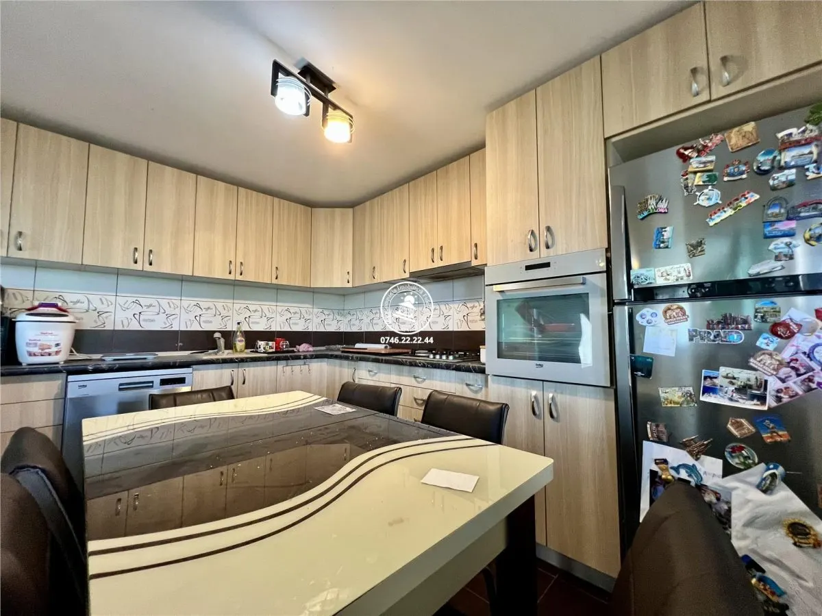 Vila cu 5 camere si 500mp de teren, de vanzare in Horpaz - foto 6